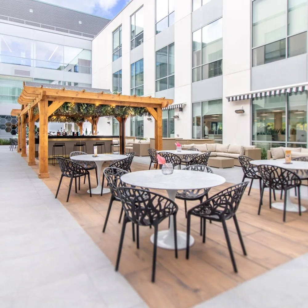 Outdoor courtyard seating at No5 Weybridge